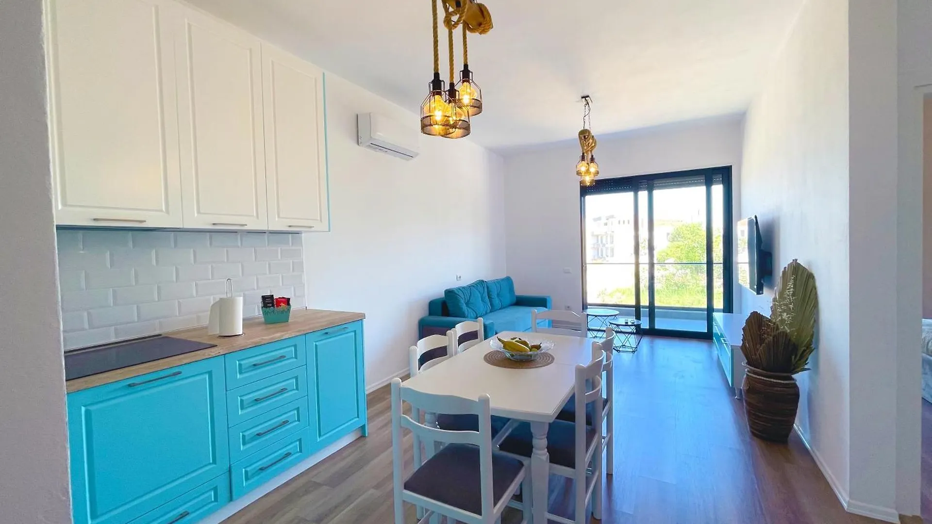 Apartmán Prestige Rentals - Radhime Vlorë