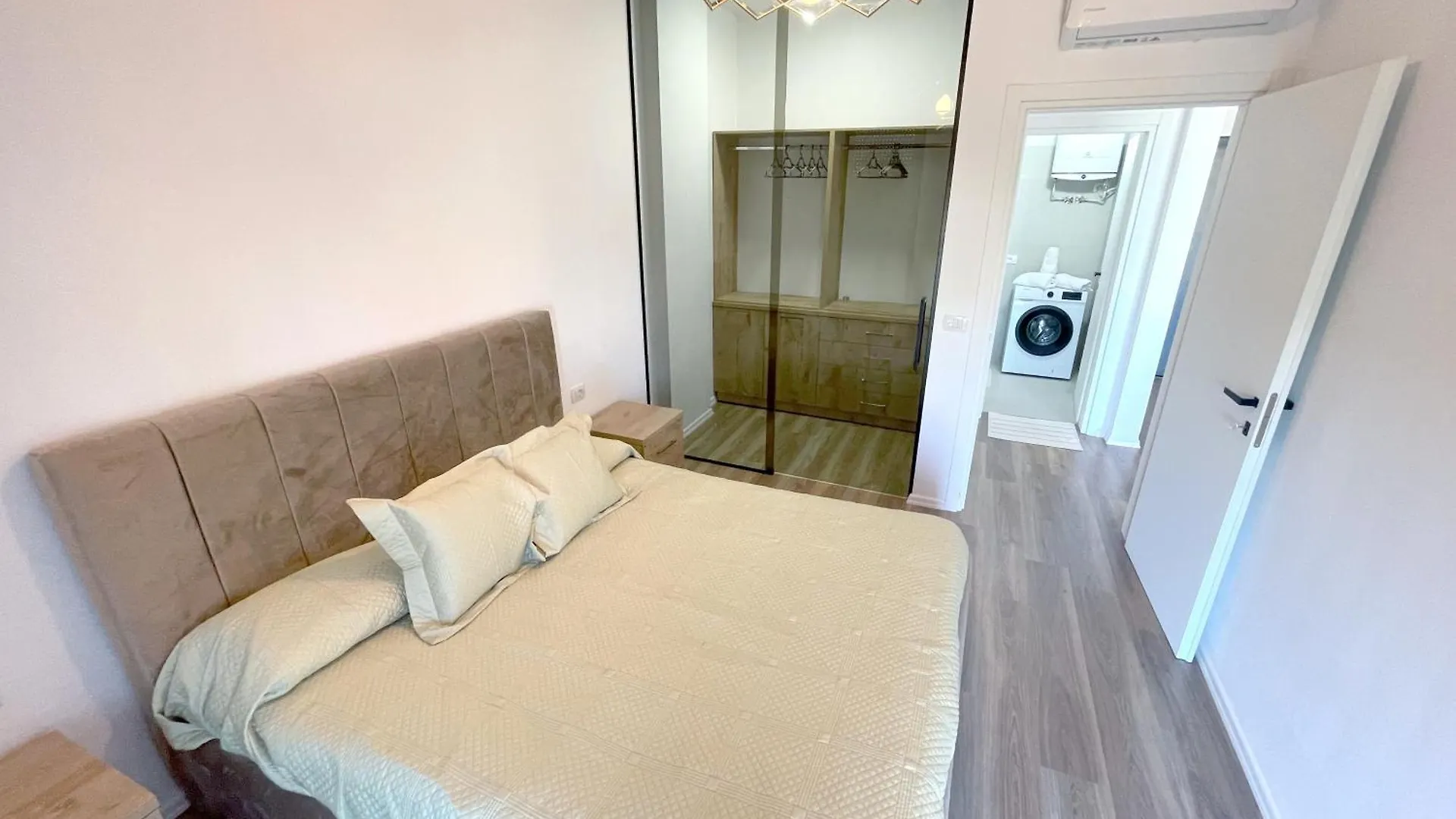 Prestige Rentals - Radhime Vlorë 0*,  Albánie